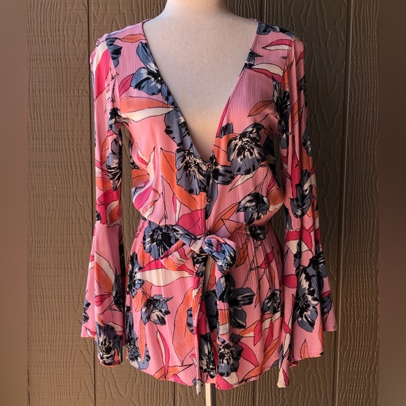 Billabong Other - Billabong Floral Romper with Elastic Waistband and Bell Sleeves. Size- S